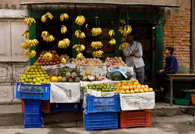 Food corner in Kathmandu (picture taken with Canon EOS 1D Mark III and Canon EF 16-35mm F2.8 L USM)