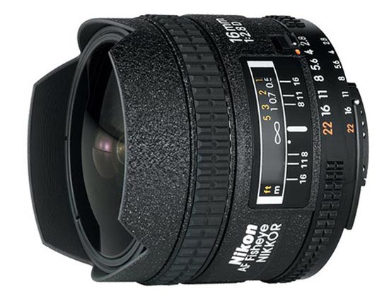 Nikon AF 16mm f/2,8 D Fisheye 