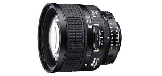 Nikon AF 85mm F1.4 D IF  on Lensora (www.lensora.com)